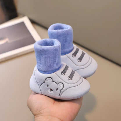 Baby shoes and socks 0-1 years old 3-6-12 months old cotton shoes for warmth anti slip walking shoes for male and female babies